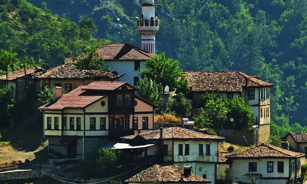 Taraklı: Osmanlı dokusu ve sakin tatil rotası